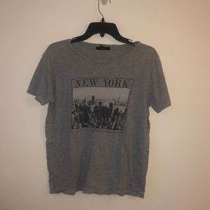 Forever 21 New York Grey Graphic Tee
